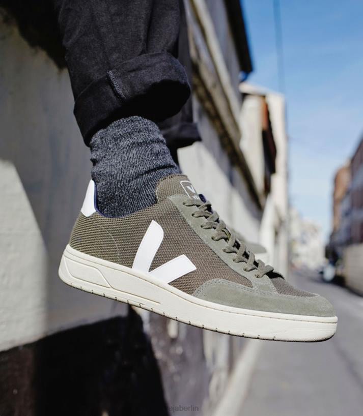 Veja 46FB30 v-12 veganes B-Mesh olivweiß